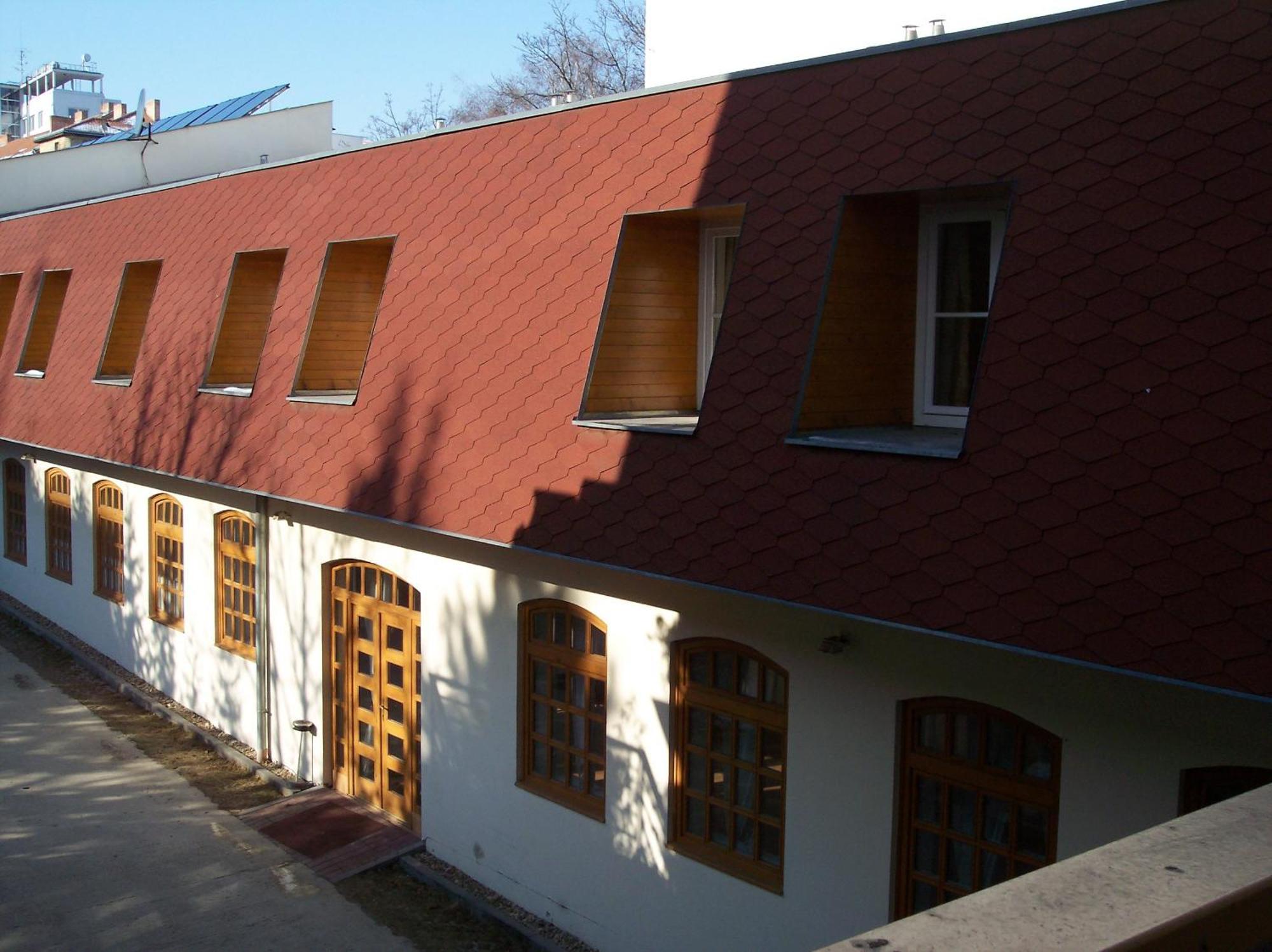 Hotel Amphone Брно Экстерьер фото